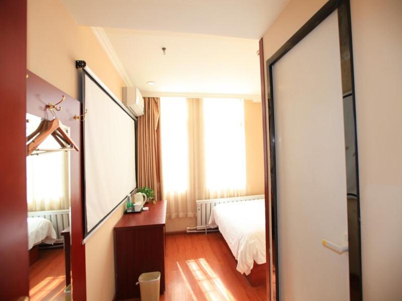 Greentree Inn Liaoning Dalian Railway Station South Shengli Square Express Hotel Eksteriør billede