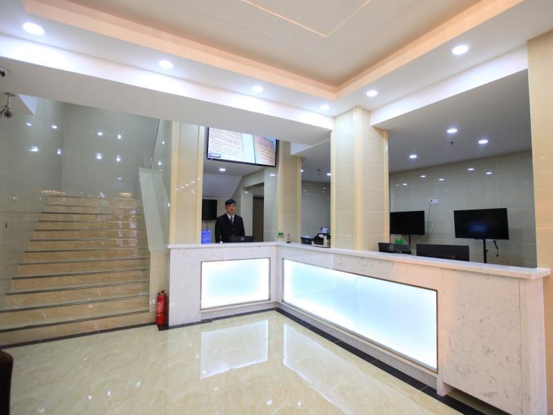 Greentree Inn Liaoning Dalian Railway Station South Shengli Square Express Hotel Eksteriør billede